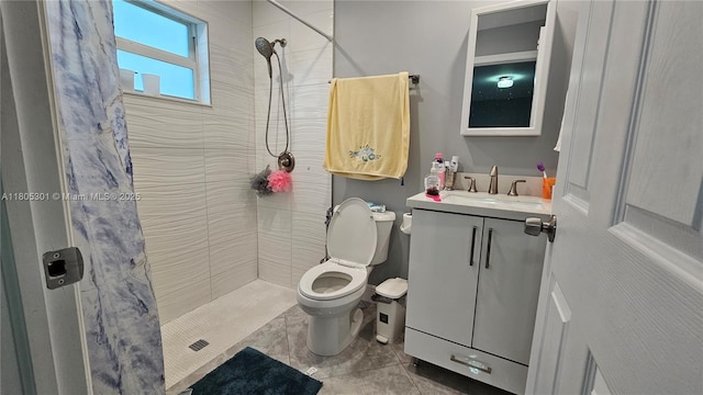 4651 SW 19th St, Fort Lauderdale, FL 33317 - full bath featuring a tile shower, vanity, and toilet