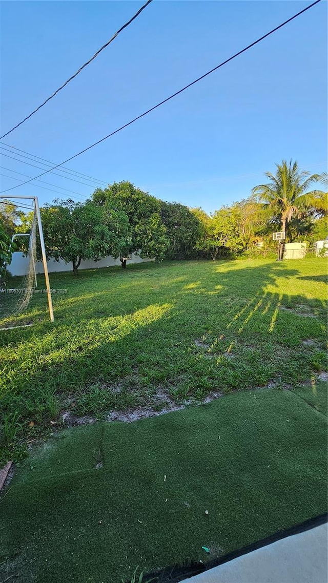 4651 SW 19th St, Fort Lauderdale, FL 33317 - view of grassy yard