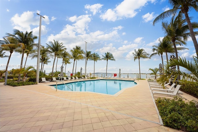 2101 Brickell Ave Unit 807, Miami, FL 33129 - community pool with a patio