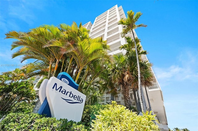 9341 Collins Ave Unit 1204, Surfside, FL 33154 - view of community / neighborhood sign