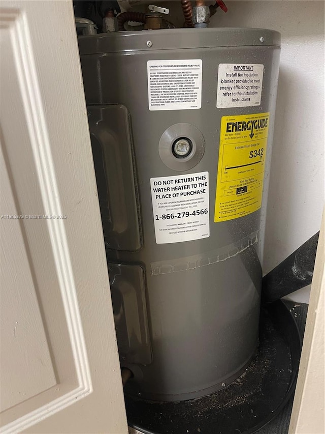 6071 NW 61st Ave Unit 311, Tamarac, FL 33319 - detailed view of water heater