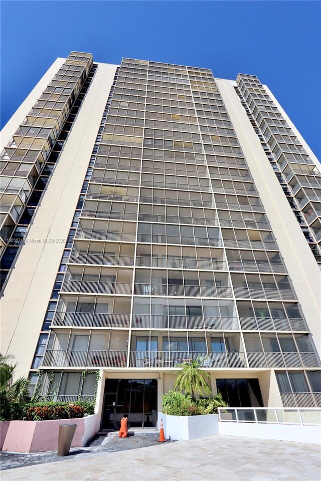 20379 W Country Club Dr Unit 836, Aventura, FL 33180 - view of apartment building / complex