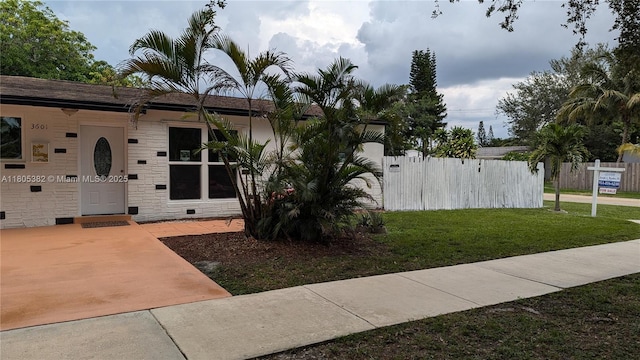 3601 N 72nd Ave, Hollywood, FL 33024 - view of front of house featuring stone siding