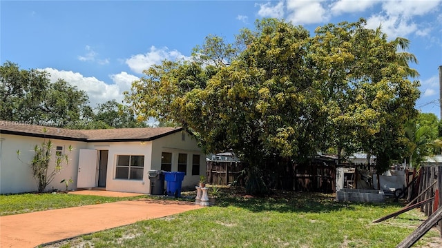 3601 N 72nd Ave, Hollywood, FL 33024 - view of yard