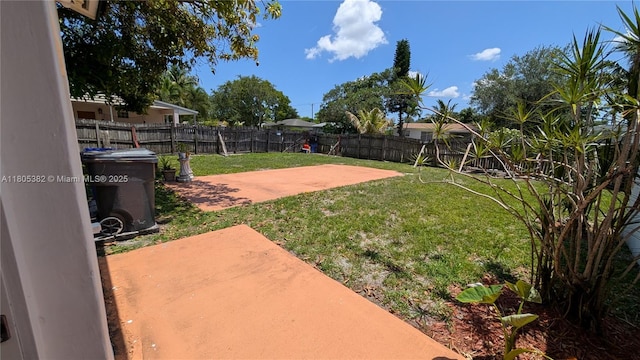 3601 N 72nd Ave, Hollywood, FL 33024 - view of yard featuring a patio area