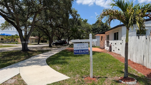 3601 N 72nd Ave, Hollywood, FL 33024 - view of home's community
