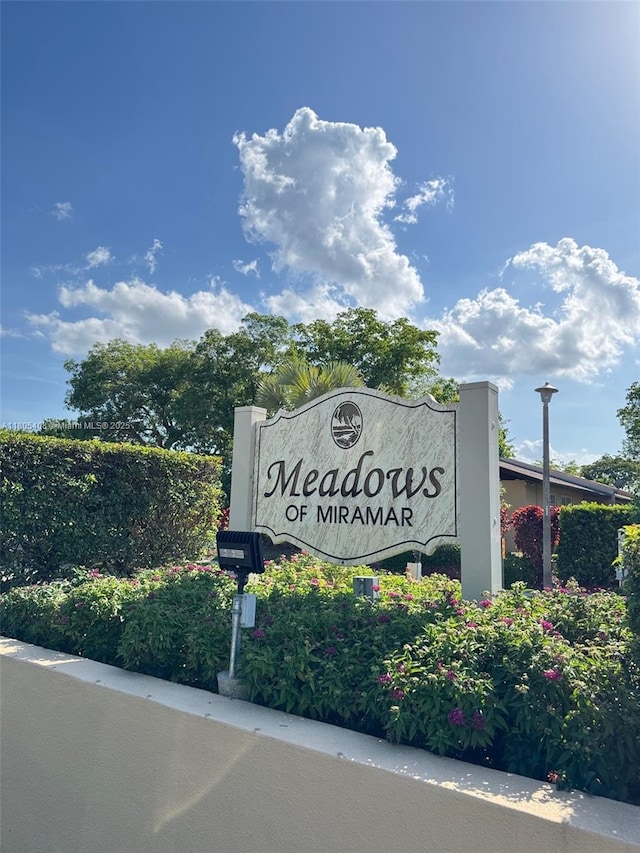 9481 W Elm Ln, Miramar, FL 33025 - view of community sign