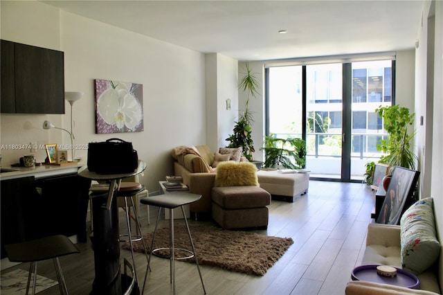 2960 NE 207th St Unit 806, Aventura, FL 33180 - photo 4