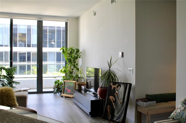 2960 NE 207th St Unit 806, Aventura, FL 33180 - photo 6