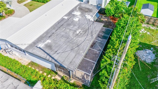 19510 NE 19th Ave, Miami, FL 33179 - photo 32