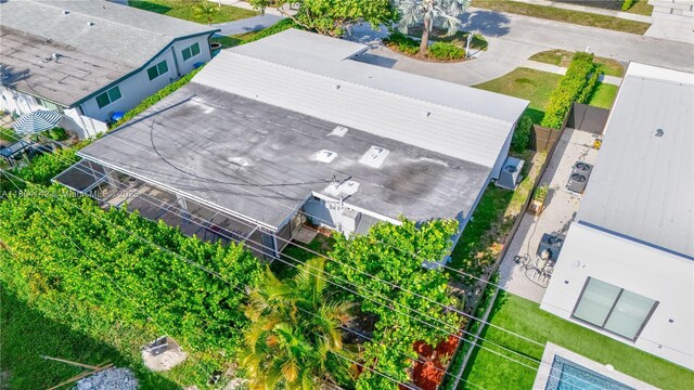 19510 NE 19th Ave, Miami, FL 33179 - photo 34