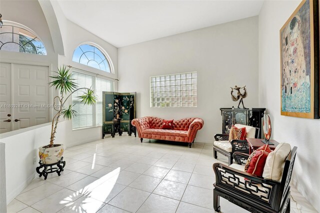 5957 NW 125th Ave, Coral Springs, FL 33076 - sitting room with tile patterned floors and high vaulted ceiling
