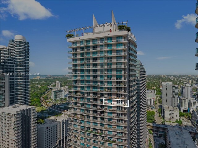 1100 S Miami Ave Unit 3210, Miami, FL 33130 - view of property with a city view