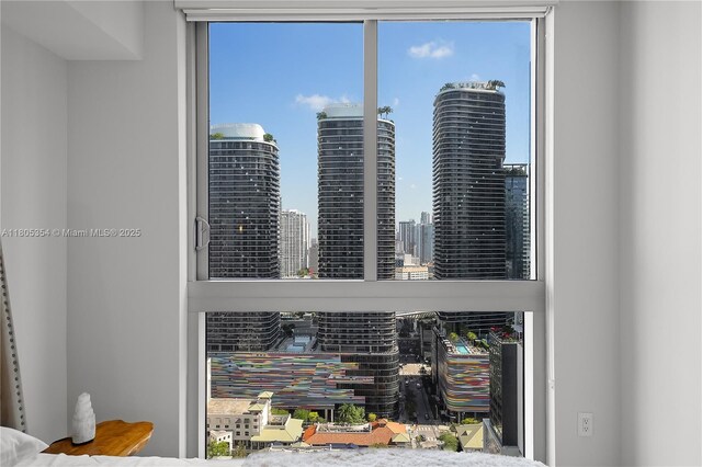 1100 S Miami Ave Unit 3210, Miami, FL 33130 - detailed view of a view of city