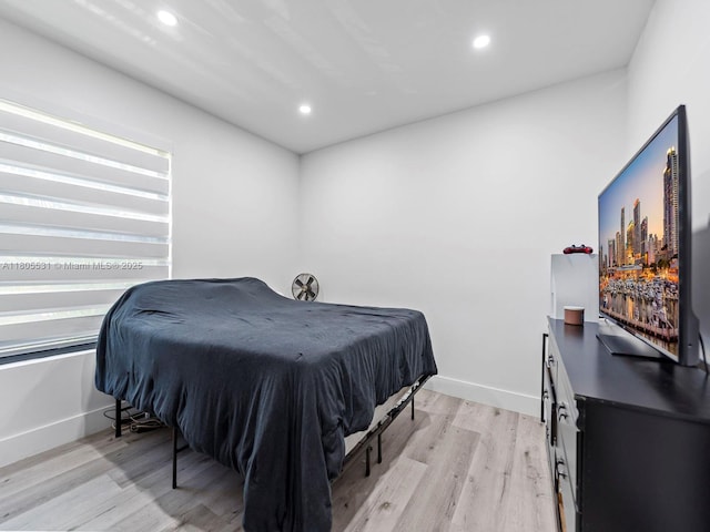 452 NW 97th Pl Unit 452, Miami, FL 33172 - bedroom featuring light wood-type flooring, recessed lighting, and baseboards