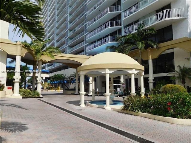 7601 E Treasure Dr Unit 1622, North Bay Village, FL 33141 - view of home's community featuring a gazebo