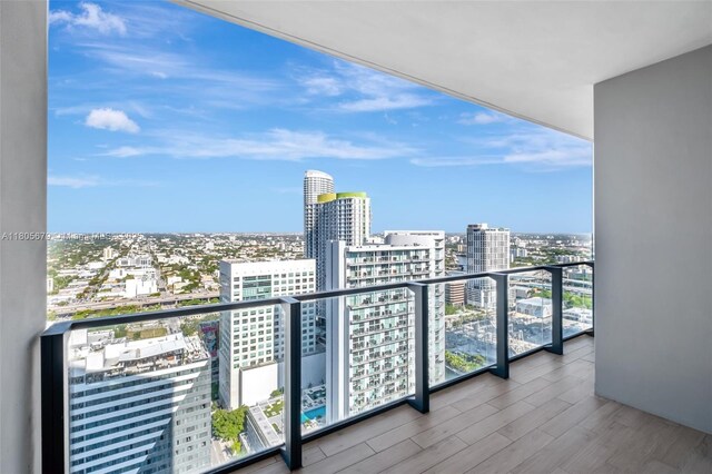 88 SW 7th St Unit 3212, Miami, FL 33130 - balcony featuring a city view
