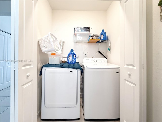 11871 SW 247th Ter, Homestead, FL 33032 - laundry area featuring independent washer and dryer and tile patterned floors