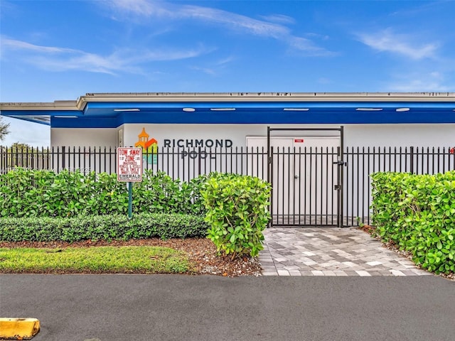 374 Tilford R Unit 374, Deerfield Beach, FL 33442 - view of front of house with stucco siding
