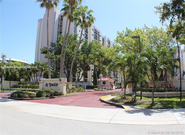 17021 N Bay Rd Unit 105, Sunny Isles Beach, FL 33160 - view of building exterior
