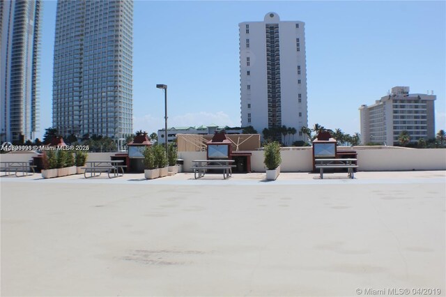 17021 N Bay Rd Unit 105, Sunny Isles Beach, FL 33160 - view of property's community with a view of city