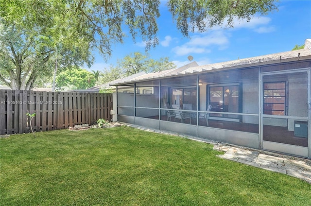 1561 NW 98th Ter, Pembroke Pines, FL 33024 - view of yard featuring a sunroom