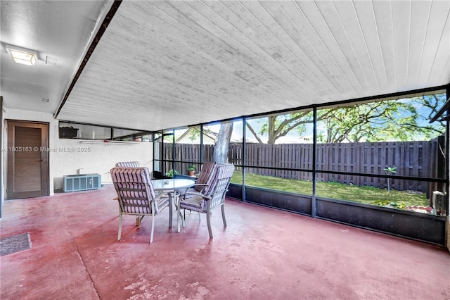 1561 NW 98th Ter, Pembroke Pines, FL 33024 - sunroom with outdoor dining space