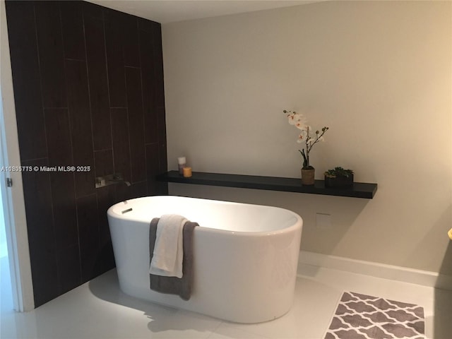 19707 Turnberry Way Unit 18D, Aventura, FL 33180 - bathroom with a soaking tub