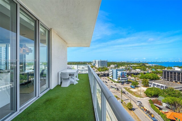 3470 E Coast Ave Unit H1201, Miami, FL 33137 - balcony featuring a city view