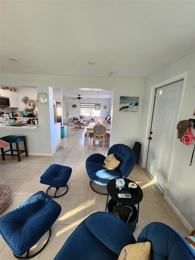 812 Lake Mcgregor Dr, Fort Myers, FL 33919 - interior space