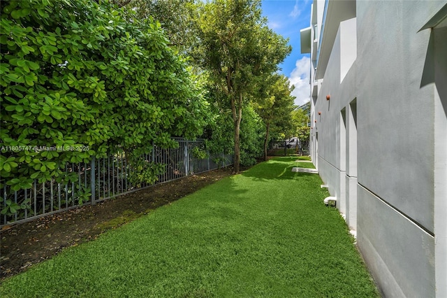 100 S Pointe Dr Unit Th-13, Miami Beach, FL 33139 - view of yard
