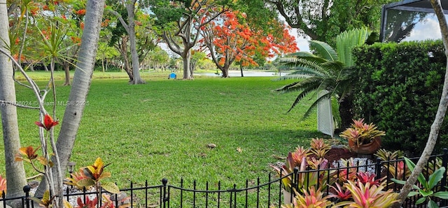 15545 SW 110th Ter, Miami, FL 33196 - view of yard