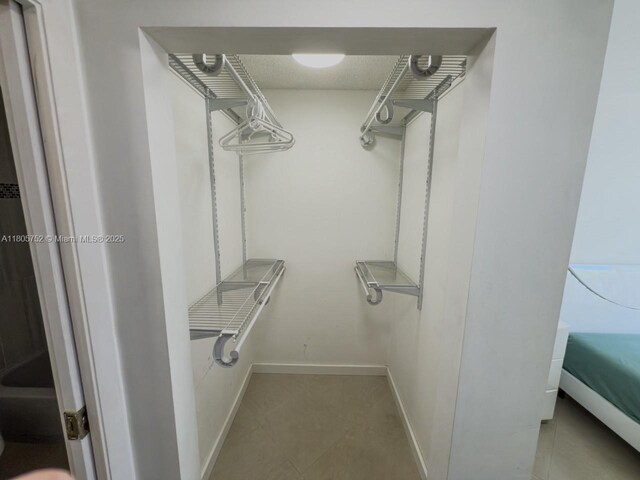 805 NW 108th Ter Unit 7L5, Pembroke Pines, FL 33026 - view of walk in closet