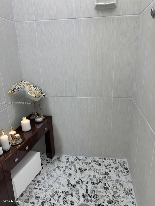 235 E Burgundy E Unit 235, Delray Beach, FL 33484 - bathroom with tile patterned flooring