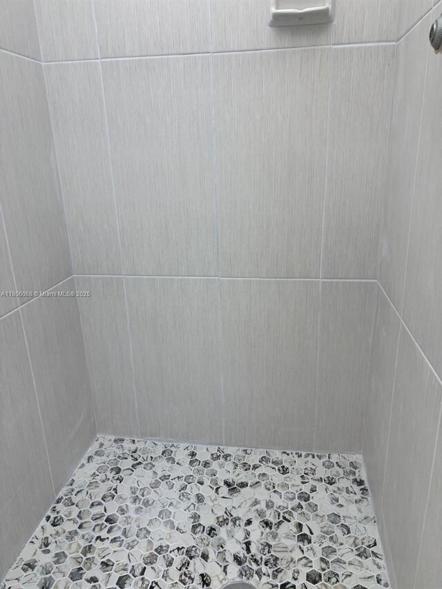 235 E Burgundy E Unit 235, Delray Beach, FL 33484 - bathroom view of tiled shower