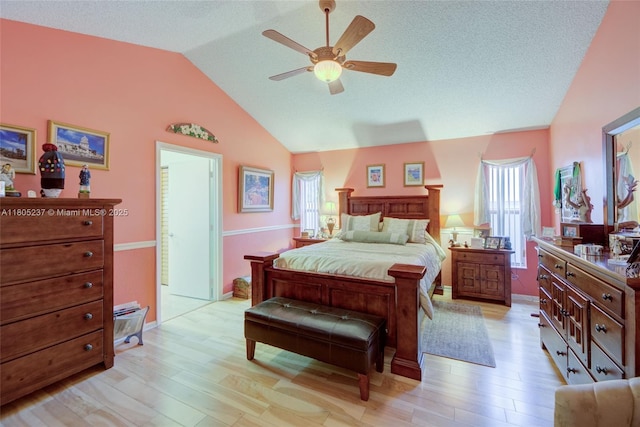 596 NW 164th Ave, Pembroke Pines, FL 33028 - bedroom with lofted ceiling, light wood finished floors, and a ceiling fan