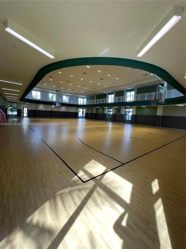 8001NW 41st St Unit F-108, Doral, FL 33166 - view of basketball court with community basketball court