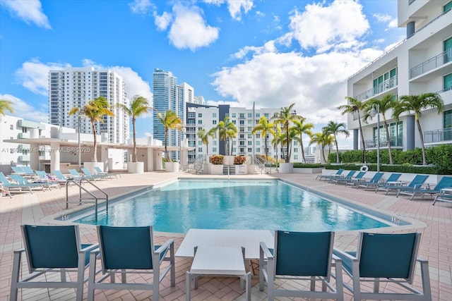 350 NE 24th St Unit 714, Miami, FL 33137 - community pool with a patio