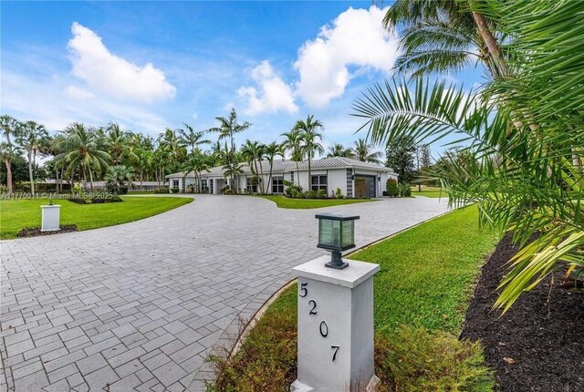 5207 White Oak Ln, Tamarac, FL 33319 - photo 3