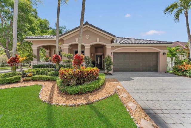 800 Lavender Cir, Weston, FL 33327 - photo 2