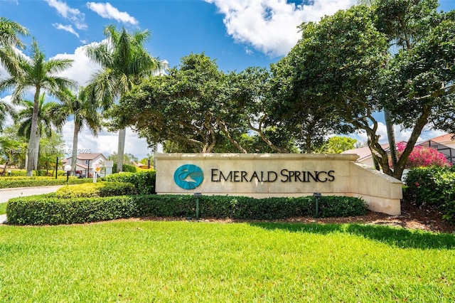 921 SW 176th Ave, Pembroke Pines, FL 33029 - community / neighborhood sign featuring a yard