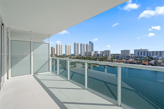 400 Sunny Isles Blvd Unit 1005, Sunny Isles Beach, FL 33160 - balcony with a skyline view