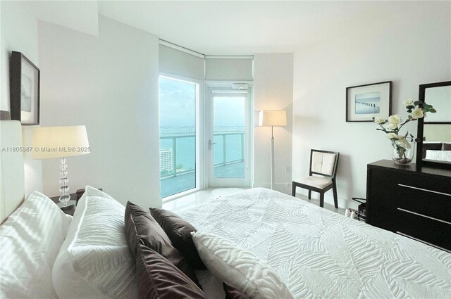 1900 N Bayshore Dr Unit 2804, Miami, FL 33132 - bedroom featuring access to exterior