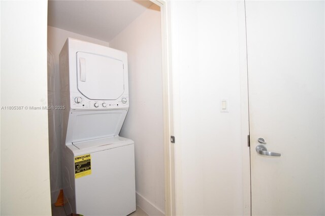 1900 N Bayshore Dr Unit 2804, Miami, FL 33132 - laundry room with estacked washer and dryer