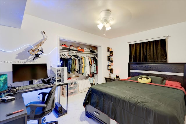 13645 NW 3rd Ave, North Miami, FL 33168 - bedroom with an office area and a closet