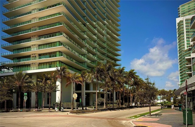 75 Washington Ave Unit 18, Miami Beach, FL 33139 - view of building exterior