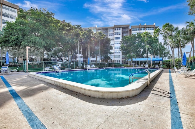 900 Saint Charles Pl Unit 616, Pembroke Pines, FL 33026 - view of community pool
