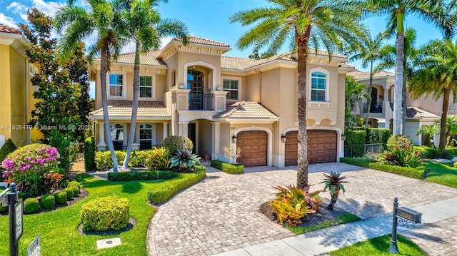 333 Charroux Dr, Palm Beach Gardens, FL 33410 - photo 1