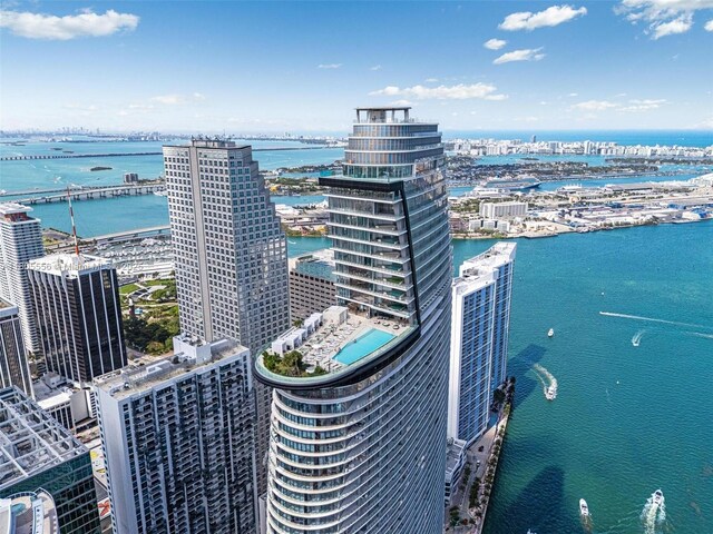 300 Biscayne Boulevard Way Unit 4507W, Miami, FL 33131 - view of urban area with a large body of water and a pool area