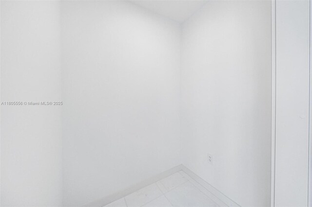 300 Biscayne Boulevard Way Unit 4507W, Miami, FL 33131 - unfurnished room with baseboards